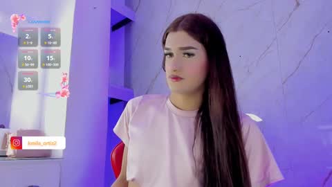 miapink_ofi_ online show from 09.09.25