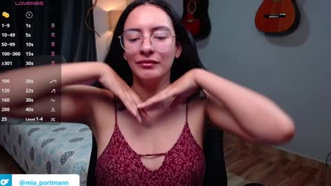 MIAPORTMANN online show from 01.15.25