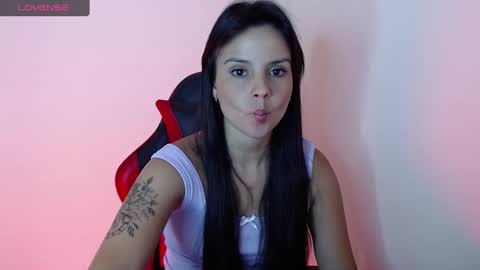 miarobinn_ online show from 09.29.25