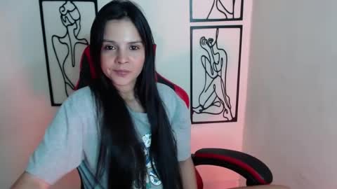 miarobinn_ online show from 07.26.26