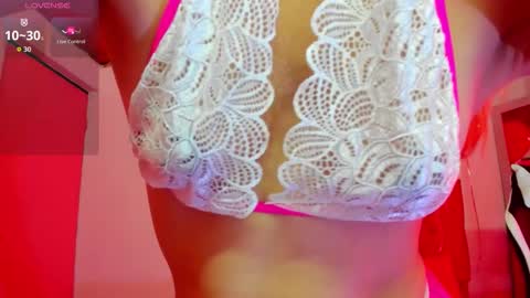 Mia Roxy online show from 02.16.26