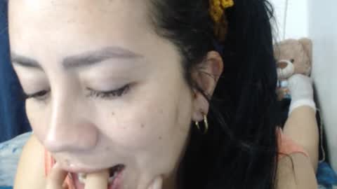 Snapshot of miaslim chatting on 09.18.25 Alejandra Marin get alejandras whatsapp for life for 200 tkns online show from 09.18.25