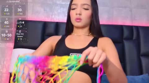 Snapshot of miasweetth chatting on 10.17.25 Mia Sweetth online show from 10.17.25