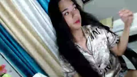 Snapshot of miatrixs chatting on 01.13.25 Mia online show from 01.13.25