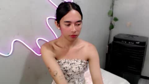 Mia online show from 03.27.26