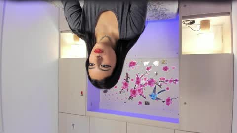 miaturnerr_ online show from 04.01.26