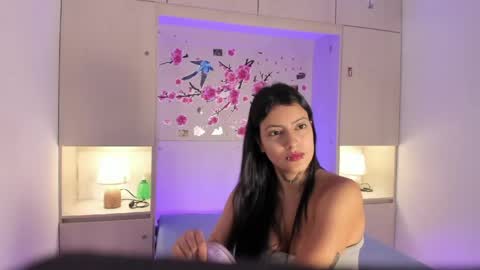 miaturnerr_ online show from 04.11.26