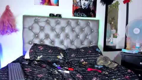 Mariana  online show from 01.17.25