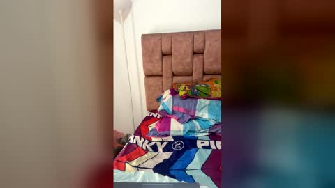 MIA VANESSA online show from 03.22.26