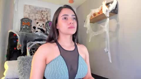 miavelvet1 online show from 10.30.25