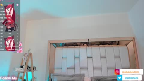 Snapshot of miavillalobos_ chatting on 01.24.25 Mia Villalobos online show from 01.24.25