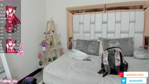 Snapshot of miavillalobos_ chatting on 02.24.25 Mia Villalobos online show from 02.24.25