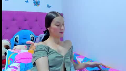 Snapshot of miavolkova_ chatting on 06.30.26 Chloe online show from 06.30.26