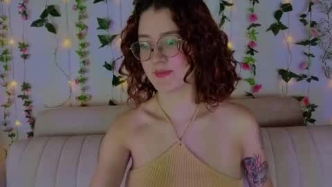 Snapshot of miawinx chatting on 12.02.25 Mia winx online show from 12.02.25