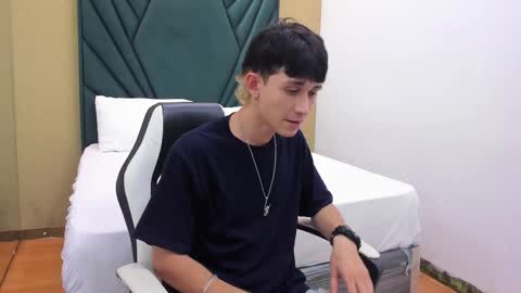 Michael online show from 10.25.25