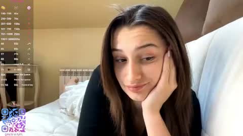 Snapshot of michael_pors chatting on 06.13.26 Emily online show from 06.13.26