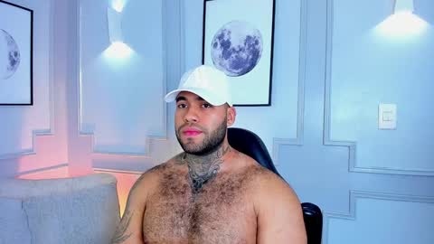 Michael Salens independent model online show from 02.04.25