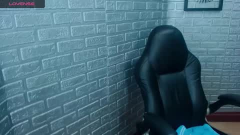 Snapshot of michael_twuis chatting on 10.06.25 I AM MICHAEL online show from 10.06.25