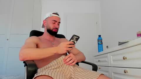 MichaelEvansx online show from 03.09.26