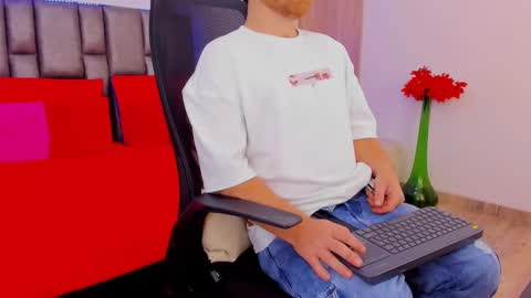 Michael  Contenido explcito online show from 09.14.25