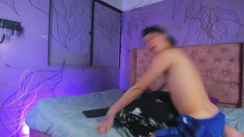 Snapshot of michaell_twink chatting on 02.26.25 Michaell online show from 02.26.25