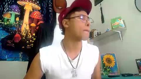 Snapshot of michaelstones chatting on 07.19.26 michaelstones online show from 07.19.26