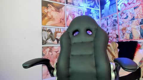 michel_lopez18 online show from 01.31.25