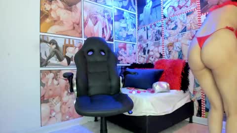 michel_lopez18 online show from 02.14.25