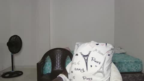 Snapshot of micheldelatorre69 chatting on 01.18.26 MichelandDavid online show from 01.18.26