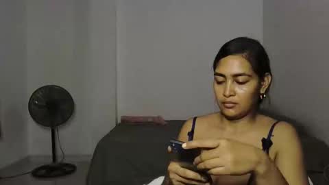 Snapshot of micheldelatorre69 chatting on 02.05.26 MichelandDavid online show from 02.05.26