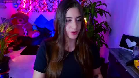 Snapshot of michell_h chatting on 03.05.25 Nani online show from 03.05.25