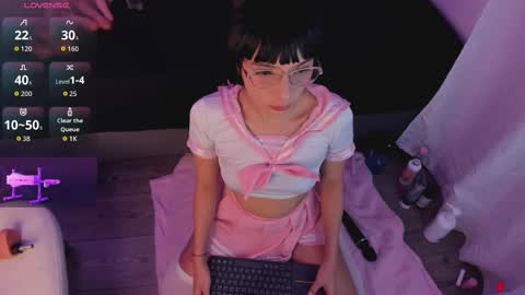 michelle_cutee_ online show from 10.21.25