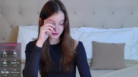 Michelle online show from 10.06.25