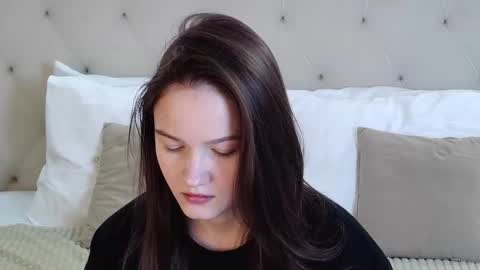 Michelle online show from 11.04.25