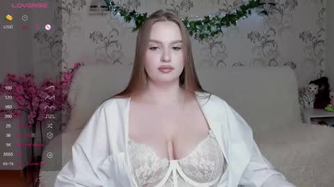 michellemilerr online show from 01.10.26