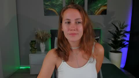 Snapshot of michelleortis chatting on 12.04.24 MichelleOrtis online show from 12.04.24