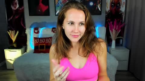 Snapshot of michelleortis chatting on 12.10.24 MichelleOrtis online show from 12.10.24