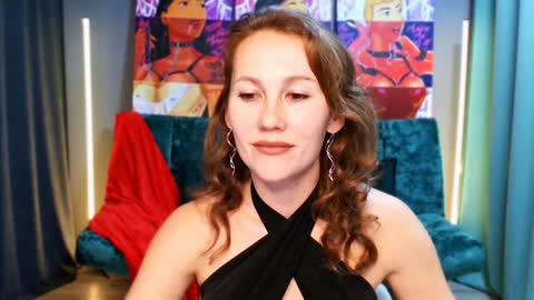 Snapshot of michelleortis chatting on 12.18.24 MichelleOrtis online show from 12.18.24