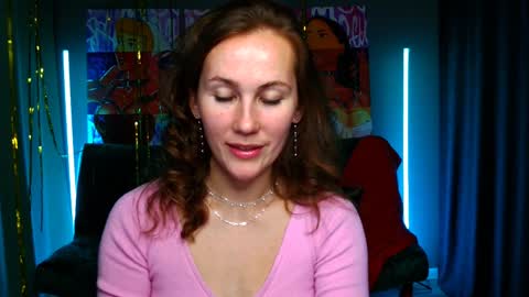 Snapshot of michelleortis chatting on 12.28.24 MichelleOrtis online show from 12.28.24