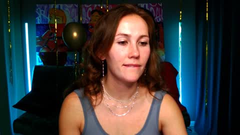 Snapshot of michelleortis chatting on 12.28.24 MichelleOrtis online show from 12.28.24