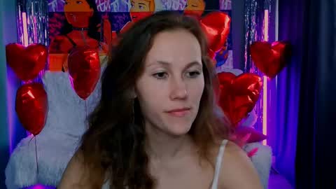 Snapshot of michelleortis chatting on 03.11.25 MichelleOrtis online show from 03.11.25