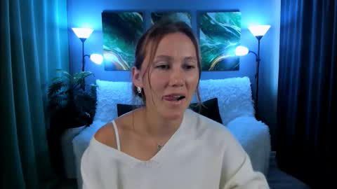 Snapshot of michelleortis chatting on 09.26.25 MichelleOrtis online show from 09.26.25