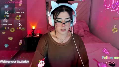   online show from 04.17.26