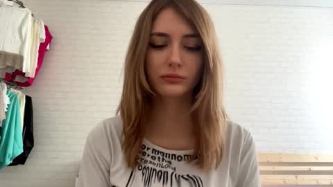 Jenny online show from 03.27.26