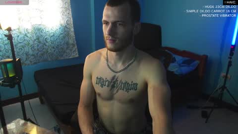 Snapshot of mickey_pict chatting on 02.07.25 Mickey online show from 02.07.25