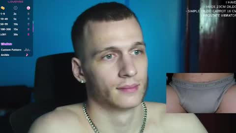 Snapshot of mickey_pict chatting on 02.28.25 Mickey online show from 02.28.25