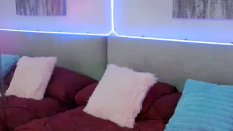 Snapshot of mickeyshyne69 chatting on 01.13.25 Mickey online show from 01.13.25