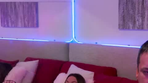 Snapshot of mickeyshyne69 chatting on 01.15.25 Mickey online show from 01.15.25