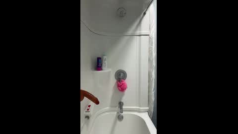 Snapshot of mickeyshyne69 chatting on 02.20.25 Mickey online show from 02.20.25