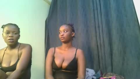 midnight_curves online show from 04.15.26